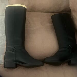 Elegant Black Leather Knee-High Boots